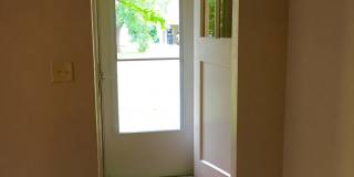 740 NW 16th 2 Bed 1 Bath House Gallery 3