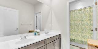 23575 HOPEWELL MANOR Terrace Gallery 27