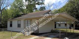 977 Center Drive Gallery 1