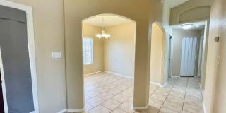 Pool Home in Victoria Meadows Gallery 13