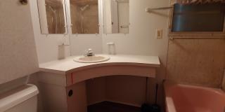 Affordable 3 bed/ 2 bath Mobile Home Available NOW! Gallery 14