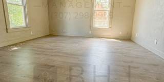 PET FRIENDLY 2 BED/ 1 BATH MINUTES FROM DOWNTOWN! Gallery 5
