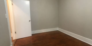Hassle-Free Move-In — No Deposit + First Month Free! Three Bedroom Home Near Daffin Park Gallery 11