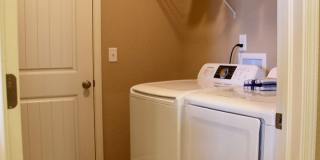 6 Bed/3 Bath Rancher Close to to the North Side Hospitals Gallery 10