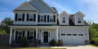 Spacious & Stylish Living Near Camp Lejeune with Expansive Fenced Backyard Gallery 1