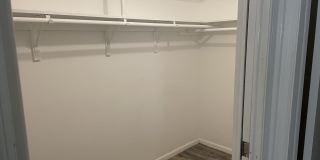 1431 Flagler Boulevard Gallery 21
