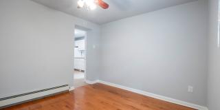 1621 Ogden St Gallery 13