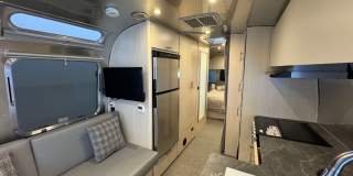 Motor Enclave Garage Gallery 12