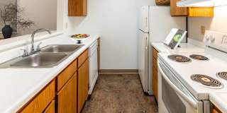 Creekside Square Apartments Gallery 5