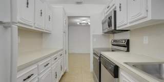 1142 W Circle Ter W Gallery 15