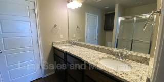 749 SW 14th St Gallery 14