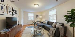 8 Hearn St. Gallery 1