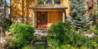 111 S Sixth Street Gallery 50