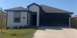 207  NW Belleflower  ST Gallery 1