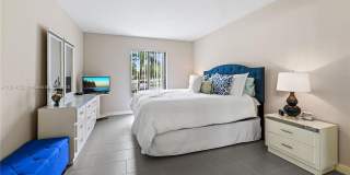 812 Sky Pine Way Gallery 19