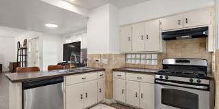 2904 STURDEVANDT PLACE Gallery 16
