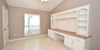 11 DEERFIELD COURT Gallery 26