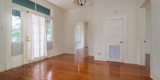 1211 Holly St 2/1 near downtown Alex Gallery 4