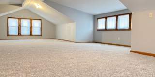 2436 Laurel Avenue Gallery 27