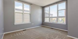 3238 N KILBOURN Avenue Gallery 12