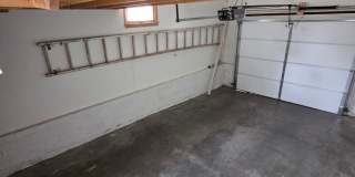 3 bed 1.5 bath, 1 car garage, with fenced in backyard, newly remodeled! Gallery 16