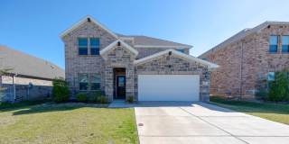 Beautiful two-story home built in 2021, offering 4 bedrooms, 3.5 bathrooms Gallery 1