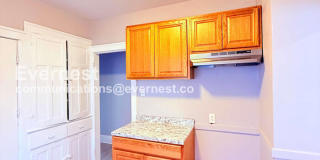 2302 Hazelwood Street Gallery 5