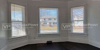 131 South Ashland Avenue - Lower Gallery 7