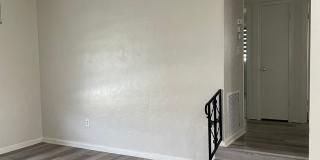 Convenient Port Charlotte Location! Gallery 6