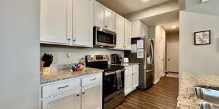 Fully Furnished Luxury Corporate Rental - Brand New Construciton Gallery 4