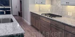 1902 Hollow Crest Court Gallery 14