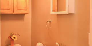 148 Ohio, Room 3 Gallery 18