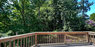 Tri-Level Spring Blvd Home Gallery 27