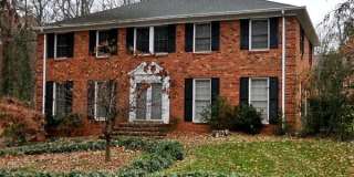 Live at the Center of Modern Conveniences  Entertainment.(500.00 off first full months rent) Gallery 1