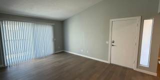 The James Apartments Gallery 11