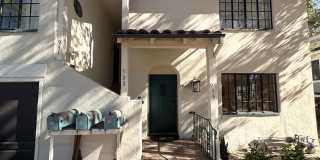 935 Waverley Street Gallery 1