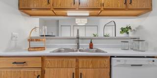 Lakeview Apartments Gallery 9