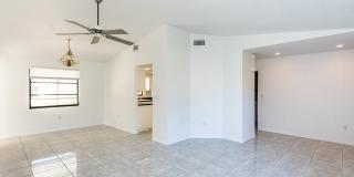 PET FRIENDLY POOL HOME IN PORT CHARLOTTE Gallery 17