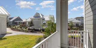 Middle Sound West Apartments Gallery 111