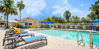 Coral Club Apartment Homes Gallery 13