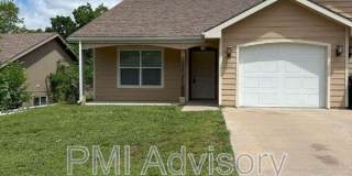 3328 SE Taurus Ave Gallery 1