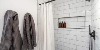 3827 E HAZELWOOD Street Gallery 19