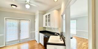 4 Bedroom On Quiet Cul-De-Sac in Adams Farm - Lawn Care Included! Gallery 9