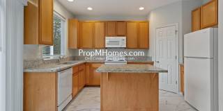 Three Bedroom Home in Aloha w/ Forest Like Surrounding! Gallery 1