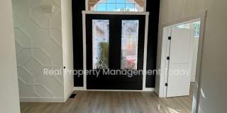 Beautifully Remodeled Modern 3-Bedroom TownHome with Fenced Yard & Garage in Orting Beautifully Remodeled Modern 3-Bedroom TownHome with Fenced Yard & Garage in Orting Gallery 3