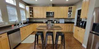 4500 Avenue C #A - Large 4 bed Gallery 1