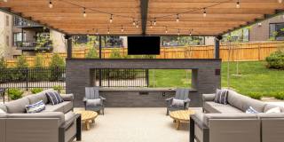 LakeHaus Gallery 28
