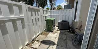 143 Riviera Cir Gallery 23