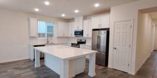 Limited Time Move In Special! $500 OFF 1st Months Rent! Beautiful Newly Built Home in Clovis Unified – Solar  Bonus Room Included! Gallery 1