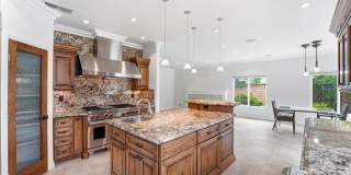 23302 Vista Carillo Gallery 13